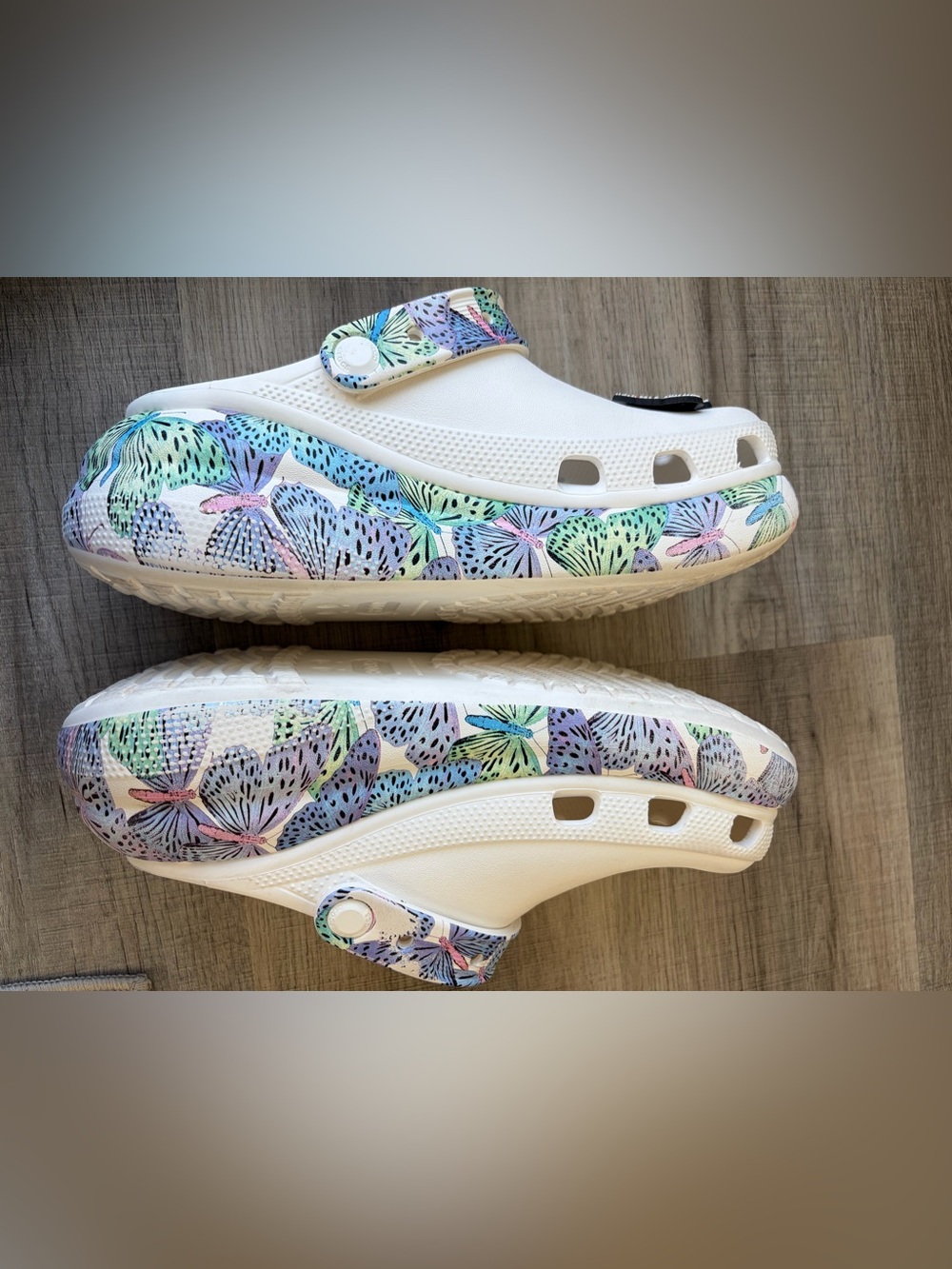 Crocs Classic Crush Butterfly Clogs - Picture 9 of 9